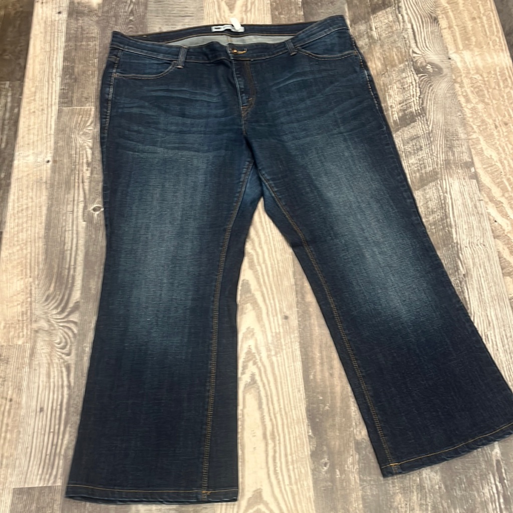Levis 590 Jeans